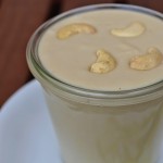 WEGAŃSKI NABIAŁ Z NERKOWCÓW – MLEKO I TWAROŻEK