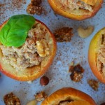 CIASTKA ZBOŻOWO – ORZECHOWE Z MUSEM OWOCOWYM I CZEKOLADĄ