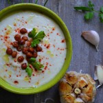 HUMMUS Z PIECZONĄ DYNIĄ