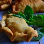 KOTLETY Z JAGLANEJ, FASOLI, BOTWINKI I PIECZONYCH BURAKÓW