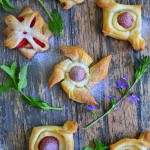 KLUSKI JAGLANE Z KAPUSTĄ I AROMATYCZNYM SOSEM