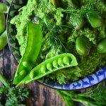 KLUSKI JAGLANE Z KAPUSTĄ I AROMATYCZNYM SOSEM