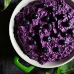 CYNAMONOWA TARTA Z TRUFLAMI I MALINAMI