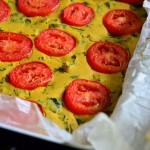 CZEKOLADOWA TARTA Z MUSEM DYNIOWYM I KORZENNYMI PRZYPRAWAMI