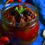 CHAŁWA SŁONECZNIKOWO-DYNIOWA Z ŻURAWINĄ I ORZECHAMI