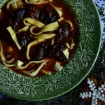 KURPIOWSKA ZUPA GRZYBOWA NA SOKU Z KISZONEJ KAPUSTY