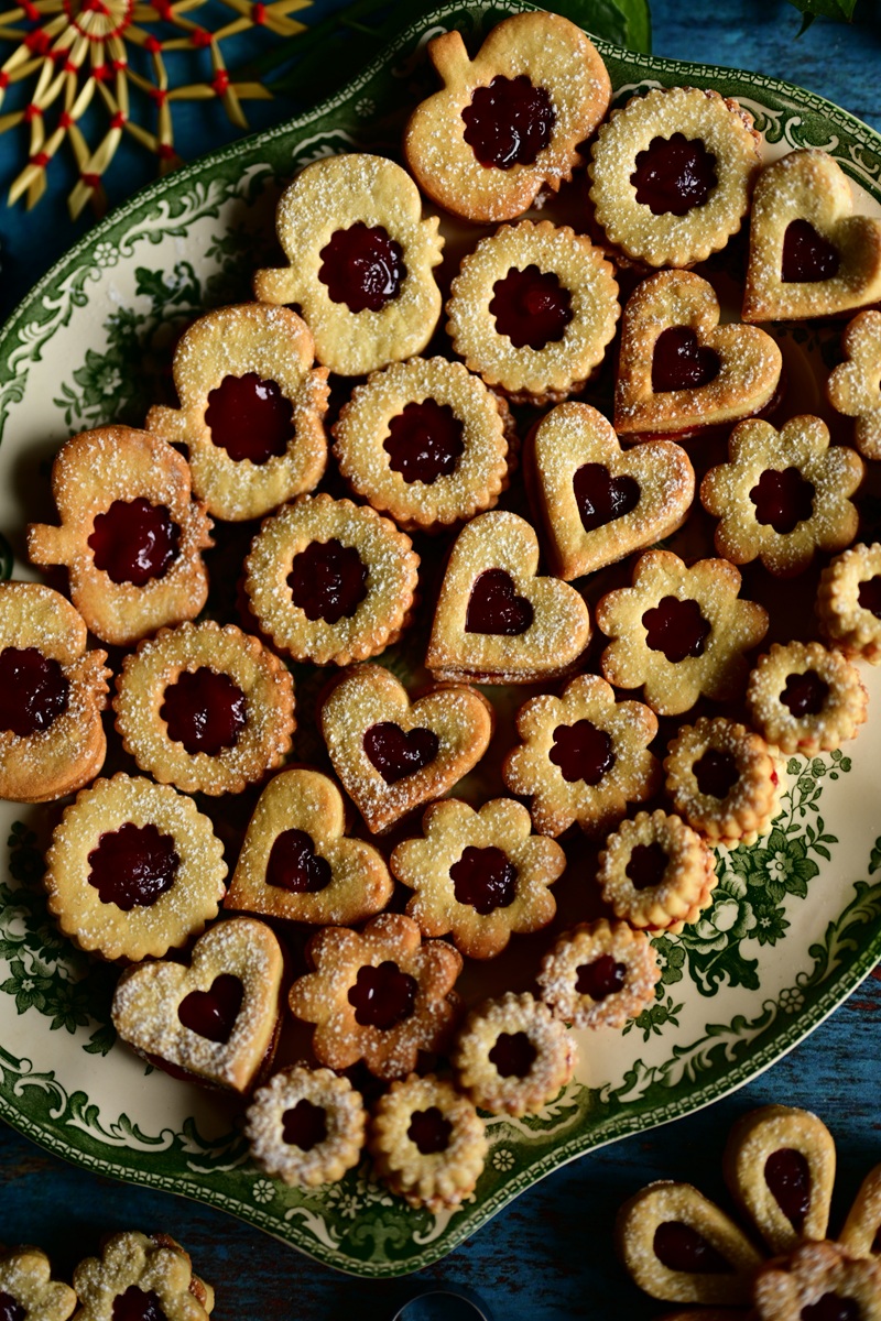 CIASTECZKA CIESZYŃSKIE. CZ. 21 – CIASTECZKA NA WINIE